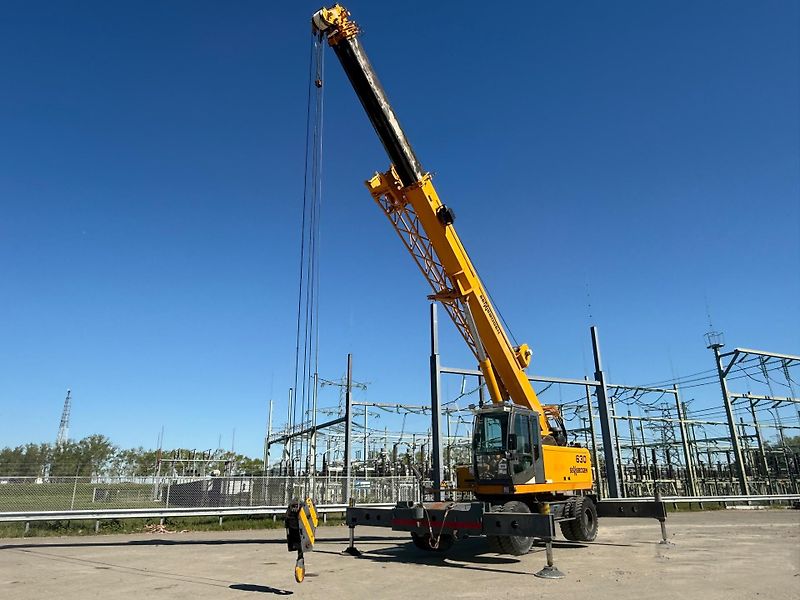Sennebogen (2007) 630 rough terrain crane / 30 m - fotka 3 z 8