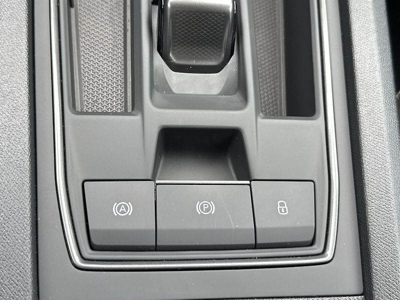 Cupra Formentor (2024) 1.5 TSI DSG - fotka 22 z 33