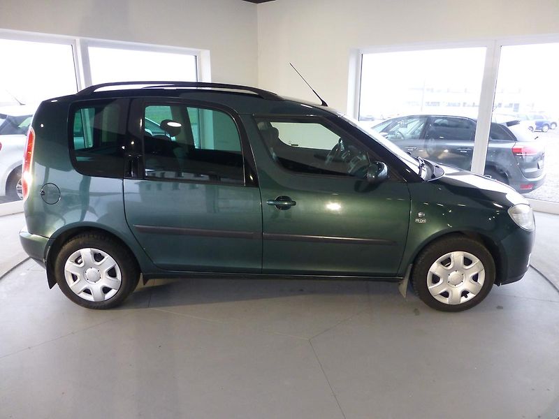 Škoda Roomster (2010) 1,4i**KLIMATIZACE***TAŽNÉ - fotka 4 z 18