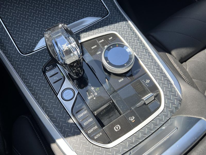 BMW X5 40d M Sport VZDUCH - fotka 20 z 22