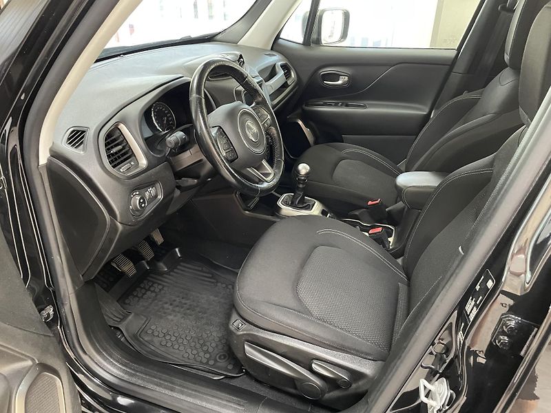 Jeep Renegade 1.0 T  6M ČR 1.MAJ. SERVISKA  - fotka 29 z 31