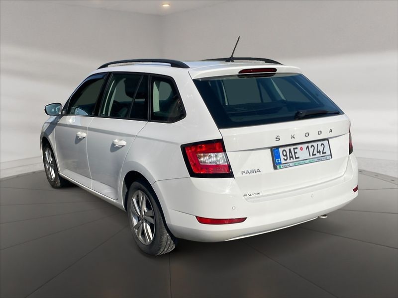 Škoda Fabia 1,0 TSI 70 Ambition - fotka 4 z 11