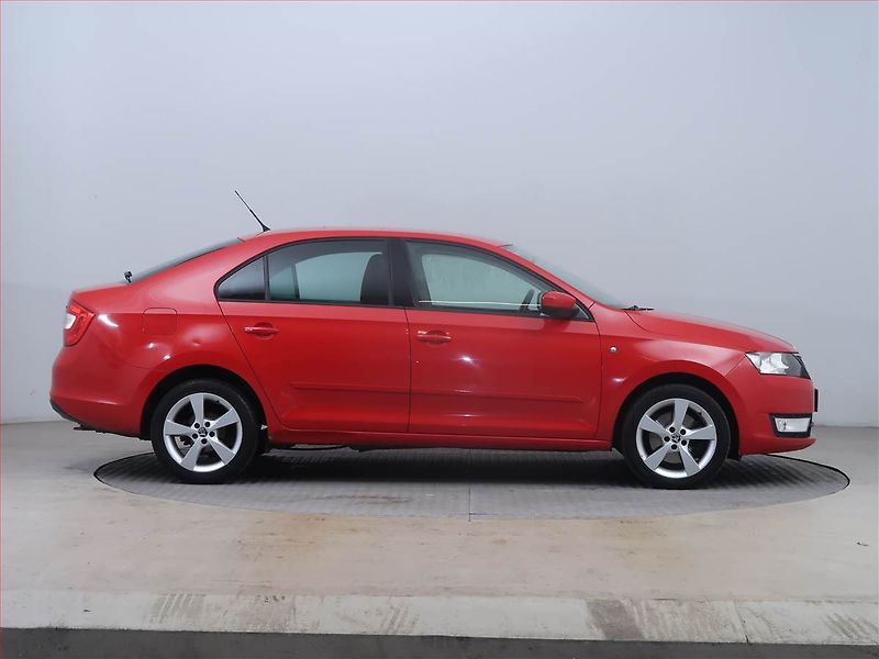 Škoda Rapid (2014) 1.2 TSI - fotka 6 z 14