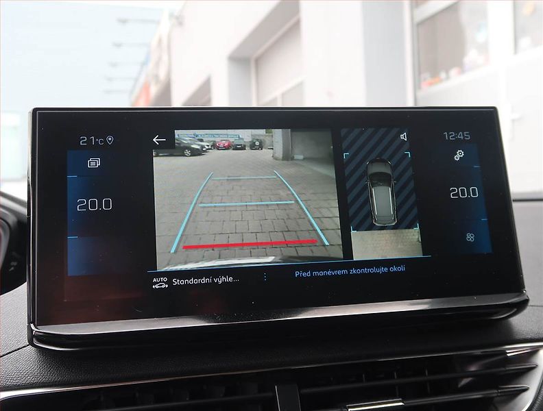 Peugeot 3008 (2022) 1.2 PureTech - fotka 17 z 17