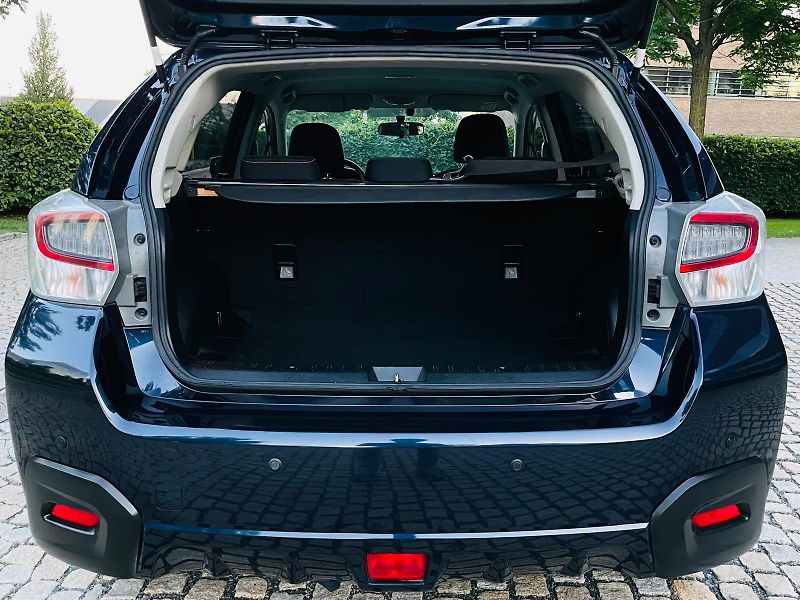 Subaru XV 2.0i AUT KAMERA SERVISKA TAŽNÉ - fotka 18 z 45