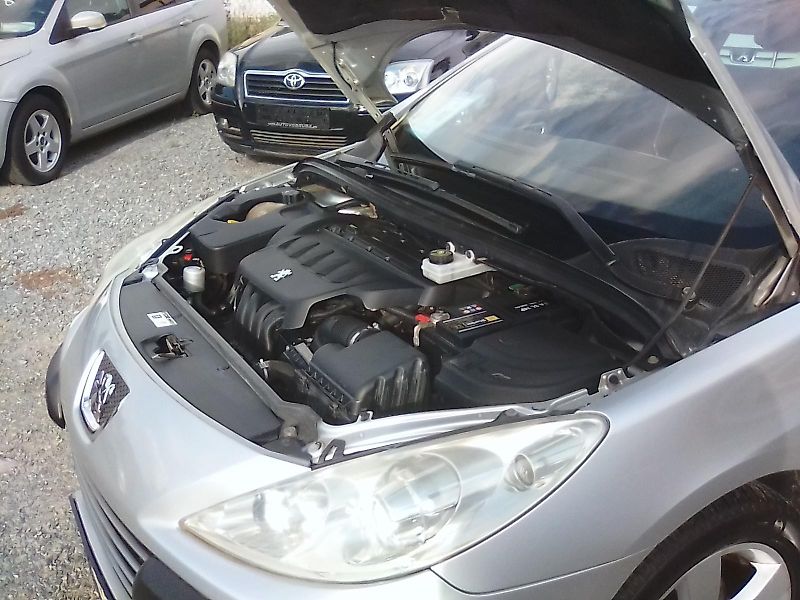 Peugeot 307 (2007) 2.0i 16V  SW , závěs - fotka 32 z 33