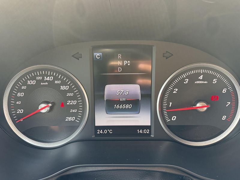 Mercedes-Benz Třídy C 180 CGI AUTOMAT LED NAVIGACE - fotka 19 z 38