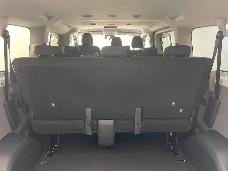 Volkswagen Transporter (2025) Nový T7 Kombi TDI 8AUT DR - fotka 16 z 27