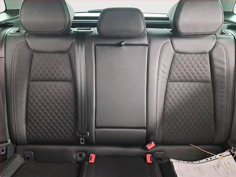 Škoda Karoq (2021) Style Plus 1.5 TSI - fotka 10 z 22