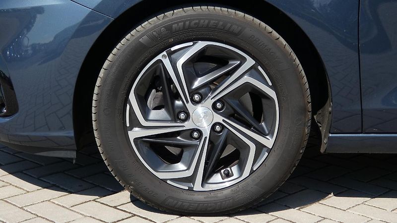 Hyundai i30 1.0 T-GDI Start Plus kombi - fotka 22 z 23