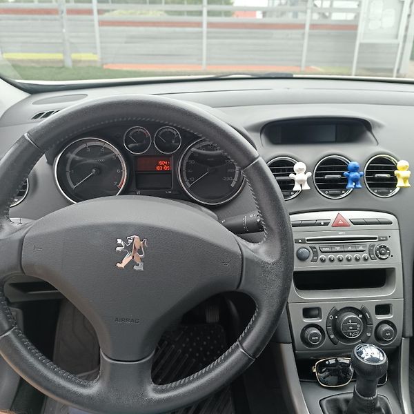 Peugeot 308 (2008) 1.6 VTi, nová STK - fotka 6 z 13