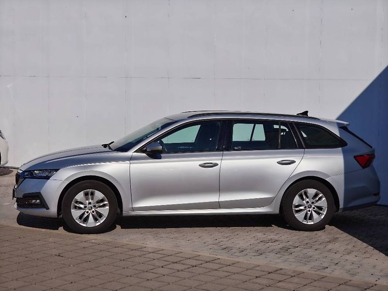 Škoda Octavia Ambition 6MP 2,0TDI - fotka 3 z 21