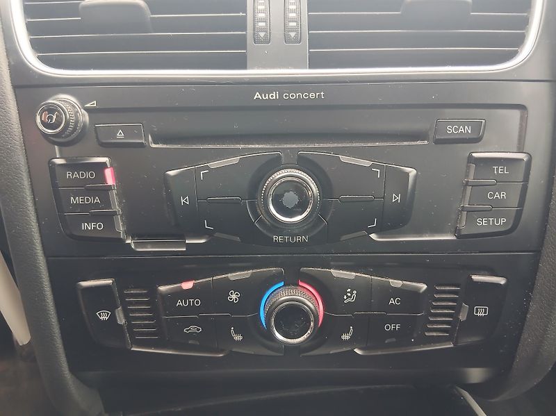 Audi A4 1.8 TFSi S-line - fotka 21 z 31