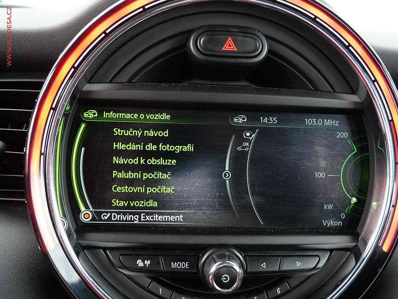 Mini JCW (2015) 2.0 T, ČR, AT, LED, kamera - fotka 24 z 29