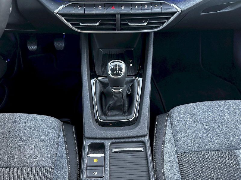 Škoda Octavia (2024) 1.5 TSI 110kW MP6 Top Selectio - fotka 23 z 35