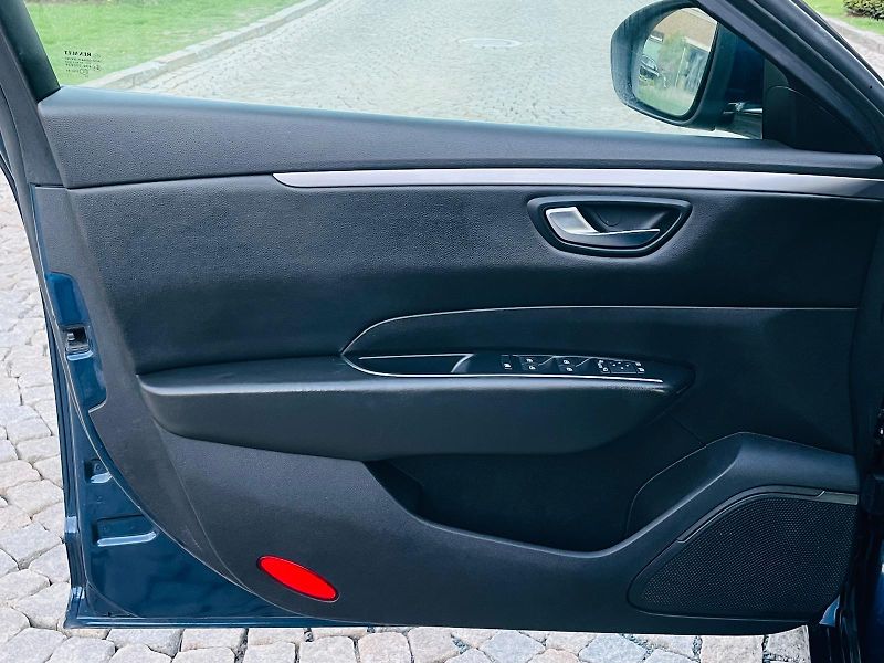 Renault Talisman 1.6dCI MANUÁL VÝHŘEV TAŽNÉ - fotka 25 z 44