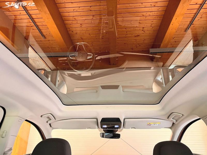 Volkswagen Caddy 1.5 TSi DSG California - fotka 23 z 32