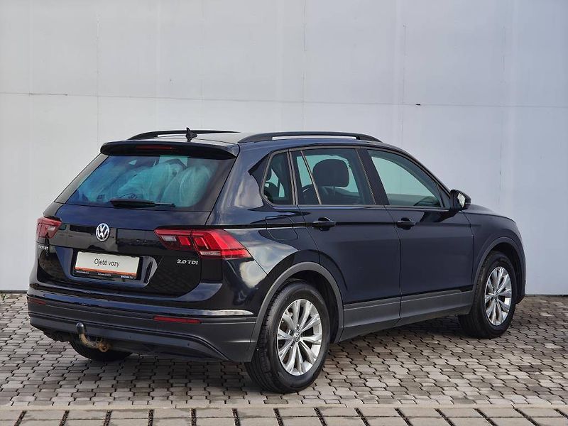 Volkswagen Tiguan Trendline 6G 2,0TDI - fotka 2 z 22
