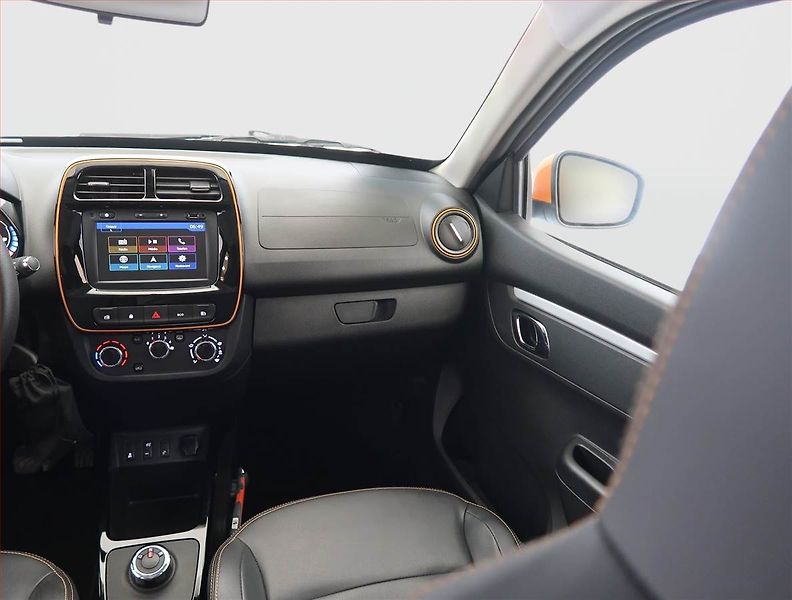 Dacia Spring (2022) Electric 45 (27 kWh), SoH 91% - fotka 8 z 22