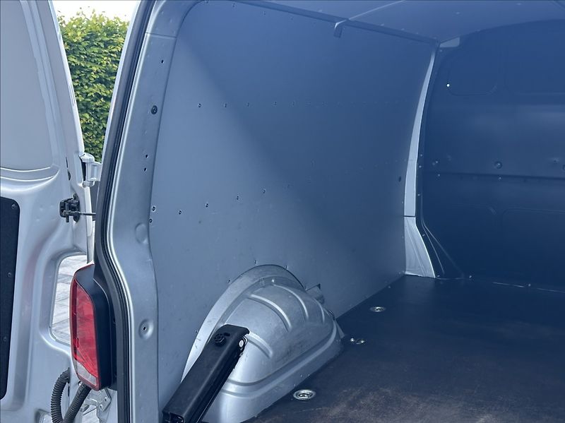 Volkswagen Transporter 2,0 TDI 150PS  L1H1 Van 4x4 - fotka 34 z 53