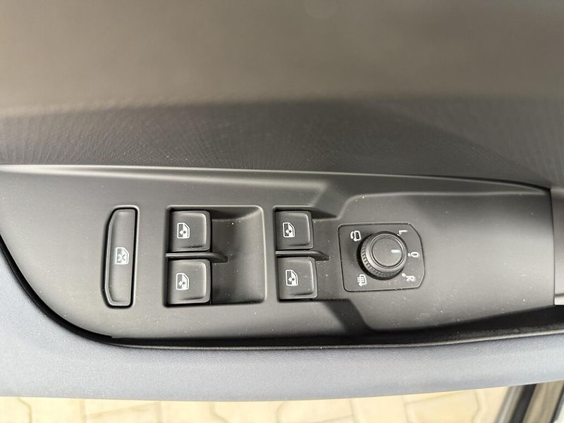 Cupra Terramar DSG 4WD 2,0 TSi 150 kW - fotka 18 z 24