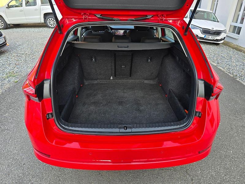 Škoda Octavia 2.0TDi DSG 1.Maj. ČR - DPH - fotka 37 z 40