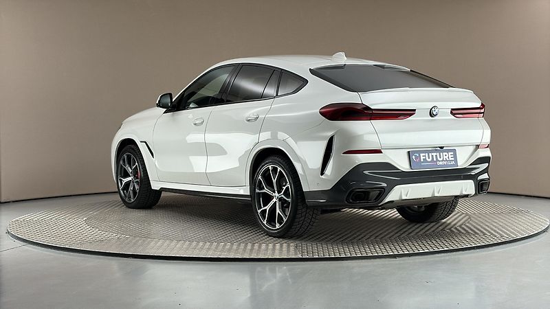 BMW X6 30d AUT xDrive M-paket - fotka 2 z 30