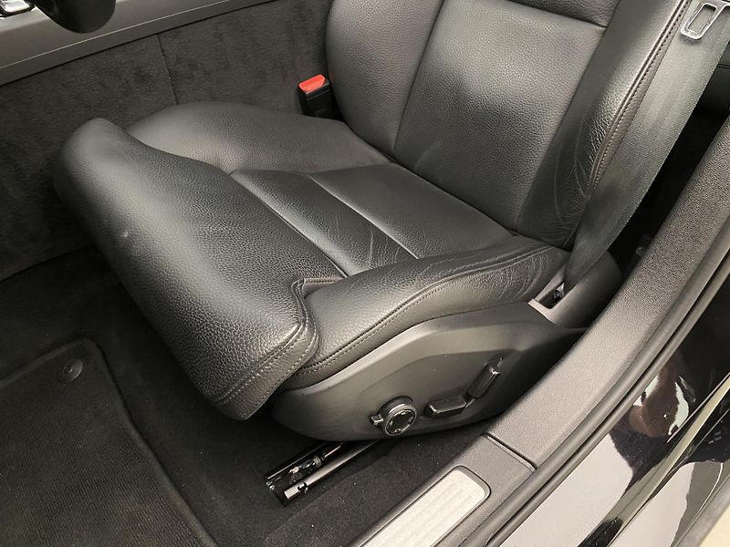 Volvo S60 B5 AWD DARK ULTIMATE AUT CZ - fotka 24 z 50