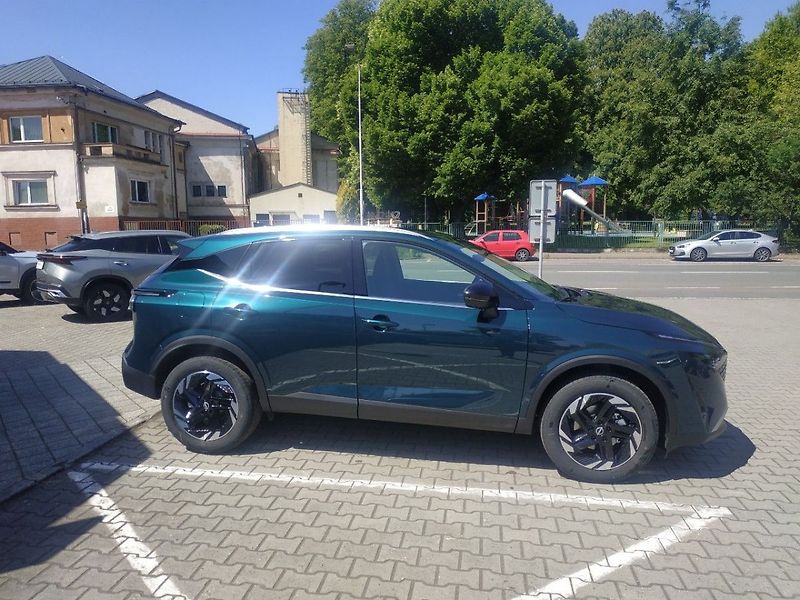 Nissan Qashqai 1.3T mHEV AT,2WD, SKLADEM - fotka 4 z 26