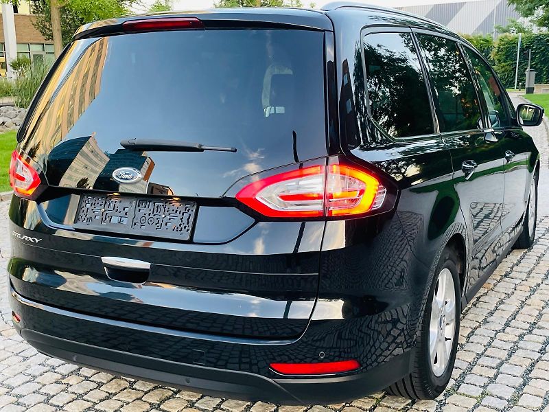 Ford Galaxy 2.0TDCi MANUÁL 7MÍST VÝHŘEV - fotka 12 z 57