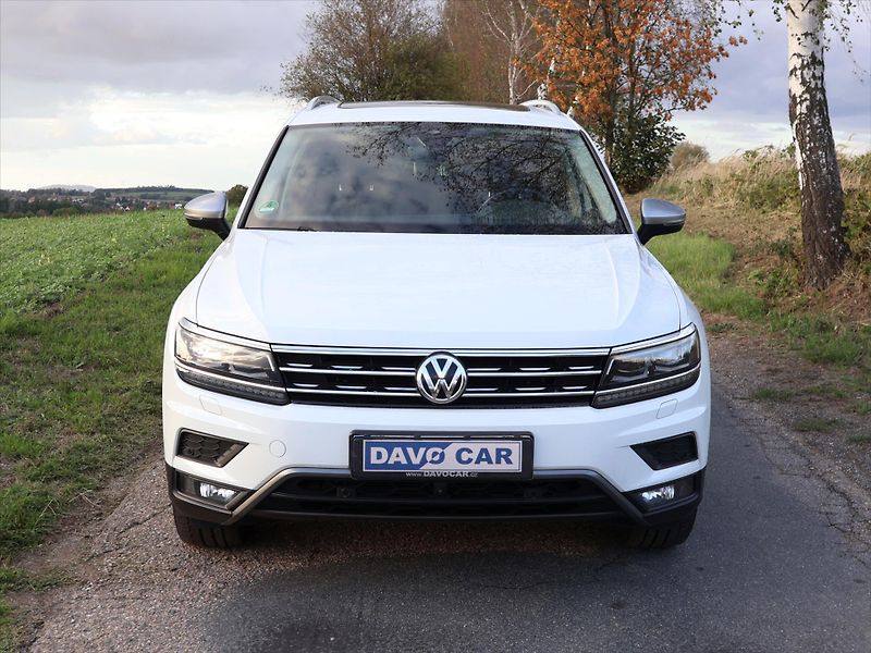Volkswagen Tiguan Allspace 2,0 TSI 162kW DSG 4M LED 1.Maj - fotka 2 z 35