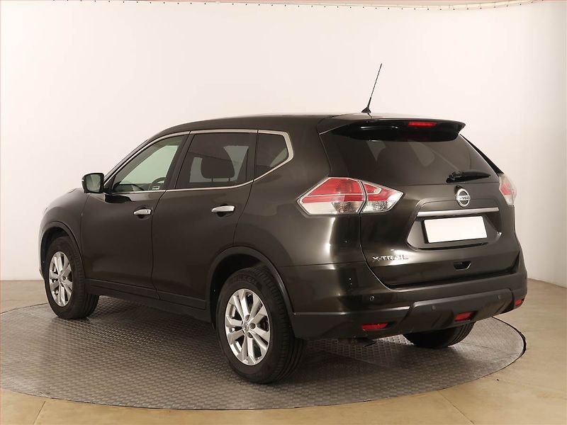 Nissan X-Trail (2014) 1.6 dCi, 4X4, Serv.kniha - fotka 4 z 18