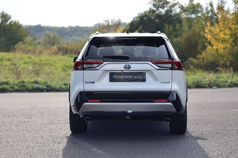Toyota RAV4 AT SELECTION AWD - fotka 17 z 18