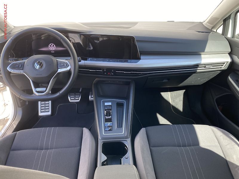 Volkswagen Golf (2022) 2.0 TDi 4x4, Alltrack, DSG, - fotka 8 z 22