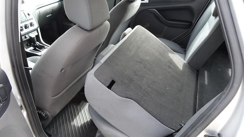 Ford Focus Kombi 1.6i 74kW LPG Taž.zař. - fotka 7 z 18