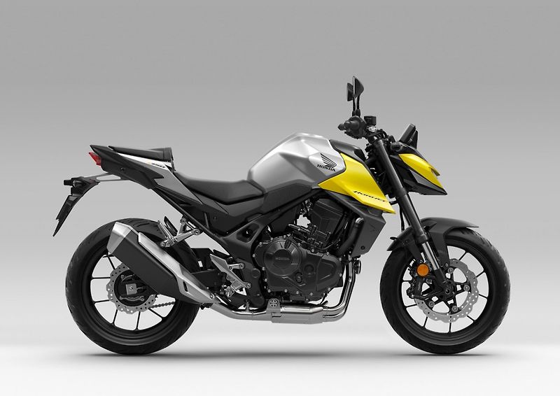 Honda CB 750 Hornet (2026) - fotka 1 z 6