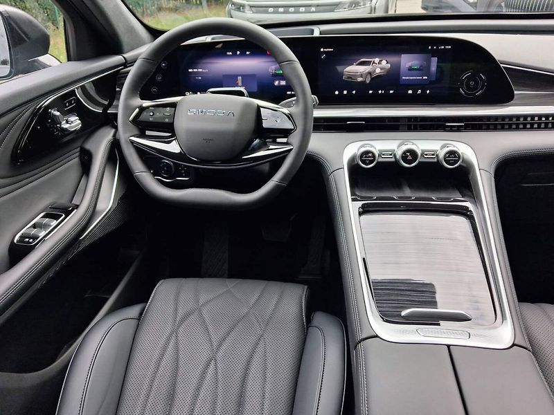 Omoda 9 (2026) Premium 1.5TGDI PHEV AWD - fotka 7 z 29