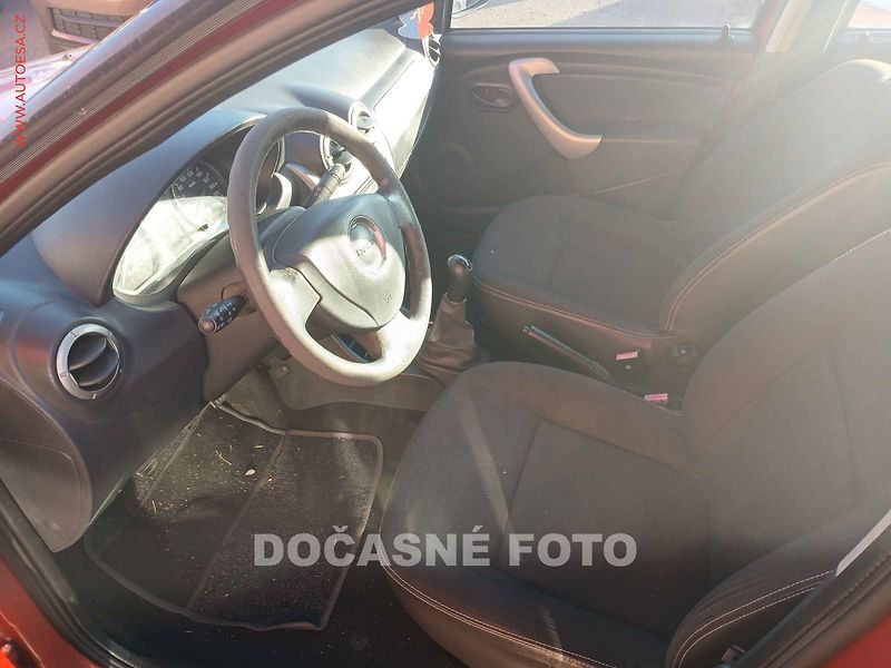Dacia Sandero (2011) 1.5 dCi, AC, STK7/28 - fotka 3 z 3