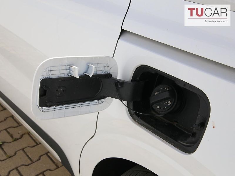 Kia Carnival (2024) 1.6 HEV Automat 6+3 Místa  - fotka 8 z 40