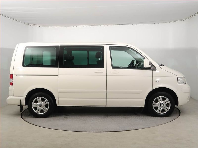 Volkswagen Multivan (2008) Comfortline 2.5 TDI , ČR - fotka 6 z 14