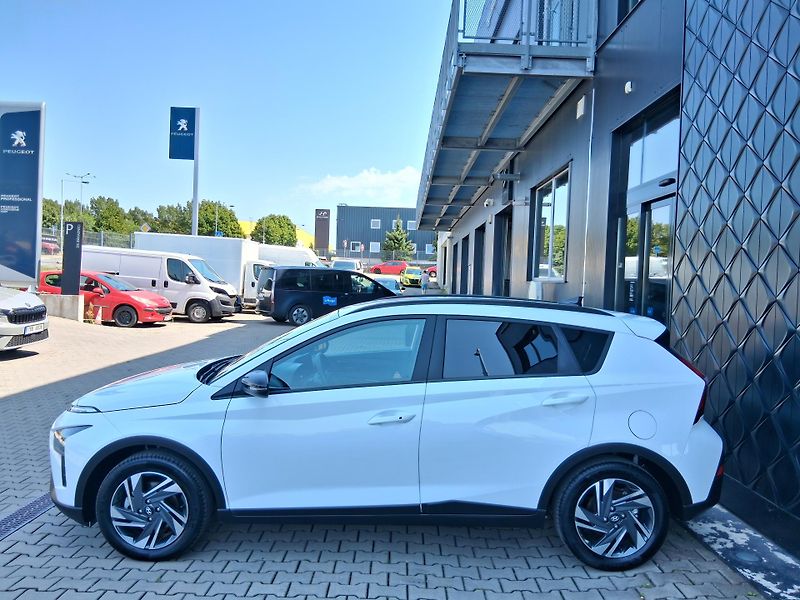 Hyundai Bayon PLAY PLUS 1.0 T-GDi 74 kW - fotka 4 z 26