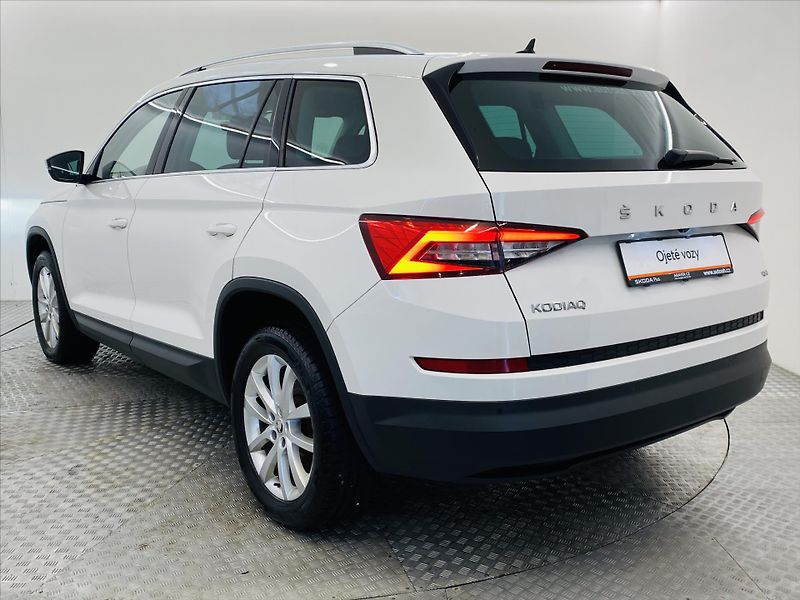 Škoda Kodiaq 2,0 TDI DSG 140kW 4x4 Style - fotka 24 z 27