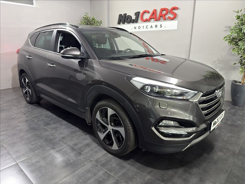 Hyundai Tucson 2,0   CRDI 4X4 STYLE PANO - fotka 2 z 40