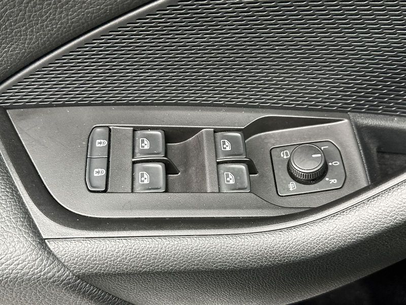 Škoda Octavia (2025) Combi 1.5 TSI M-HEV DSG Sportl - fotka 11 z 35