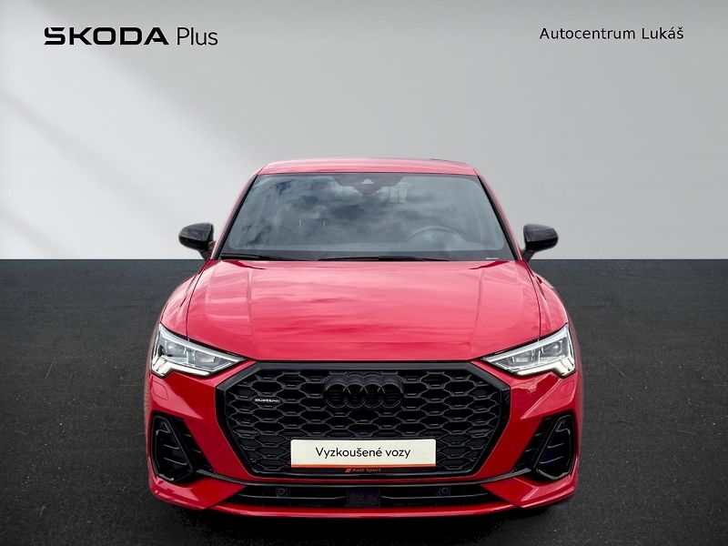 Audi Q3 (2021) Sportback S LINE 45 TFSI 180 K - fotka 4 z 28