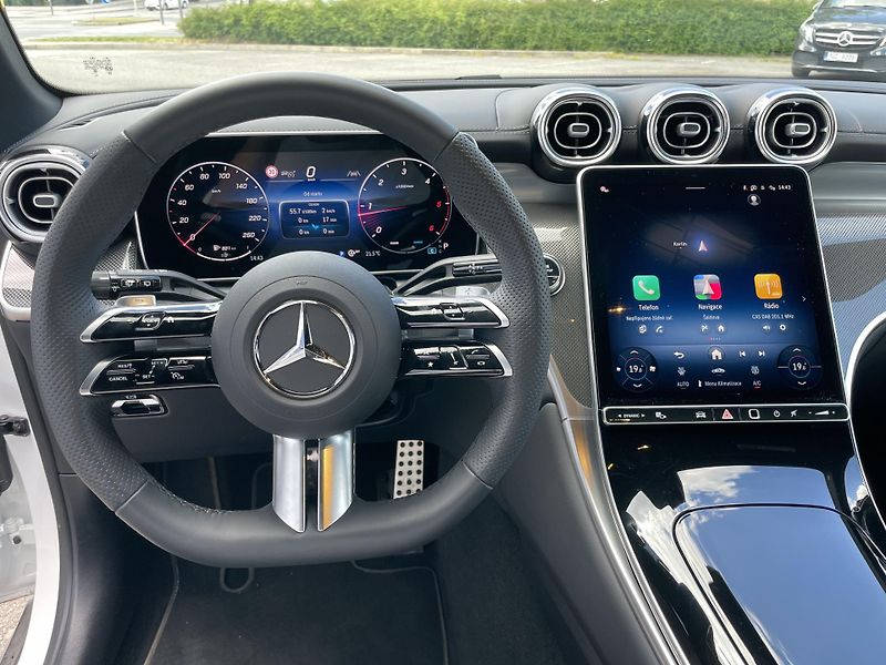 Mercedes-Benz GLC 200d 4Matic - fotka 13 z 28