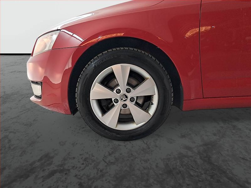 Škoda Octavia (2017) 1.6 TDI, Automat, Navi - fotka 15 z 22
