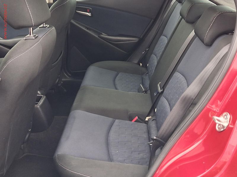 Mazda 2 (2015) 1.5 i, 2.maj,ČR, AC - fotka 10 z 18
