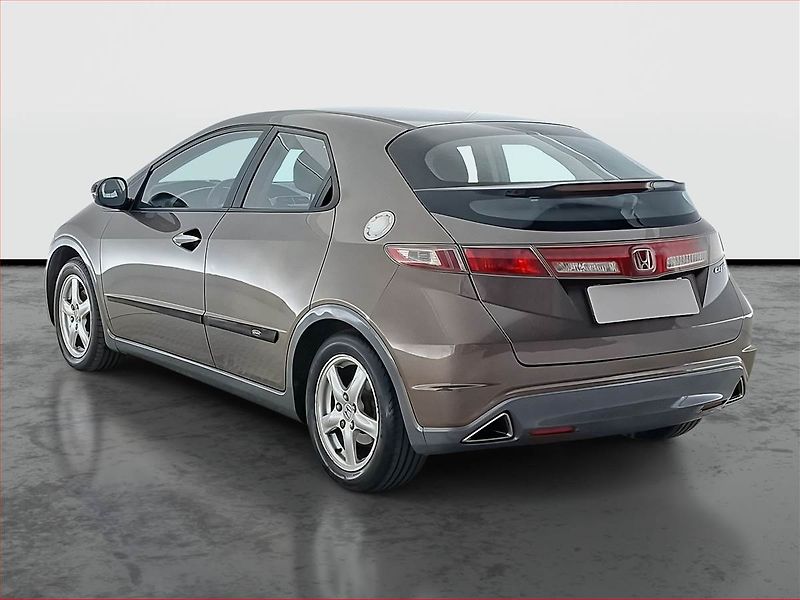 Honda Civic (2010) 1.4 i-VTEC, po STK - fotka 4 z 15