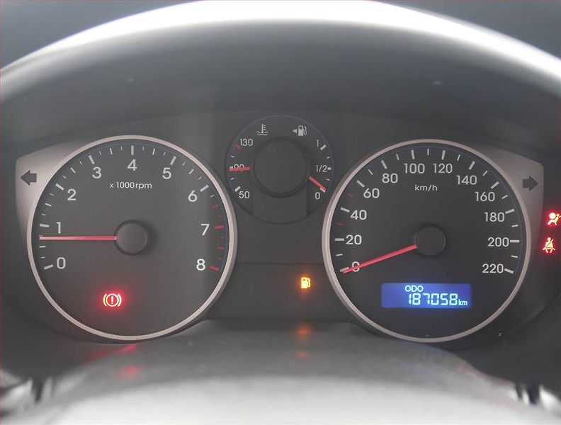 Hyundai i20 (2012) 1.2, Serv.kniha, jezdí výborně - fotka 11 z 14